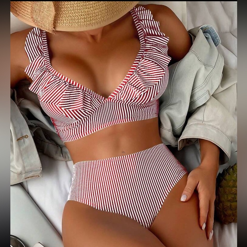 Stripped Ruffle Hem Bikini - Picture 2 of 3